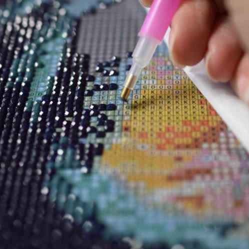 Create An Ideal Workspace By Finding A Well Lit And Comfortable Area For Your Diamond Painting Endeavor